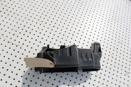 2000-2005 TOYOTA CELICA GT GT-S ENGINE FUSE BOX HOUSING LOWER PORTION  R137 image 8