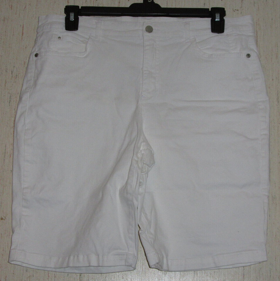 Gloria vanderbilt clearance avery shorts