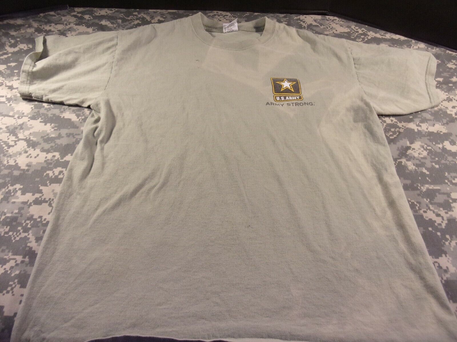 Primary image for 2006 U.S. ARMY STRONG T-SHIRT "STAND STRONG, STAND TALL, STAND OUT" TAN LARGE