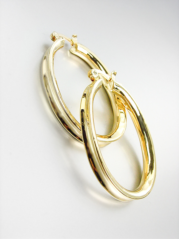 Primary image for ELEGANT CLASSIC Smooth 18kt Gold Plated OVAL Hoop Earrings