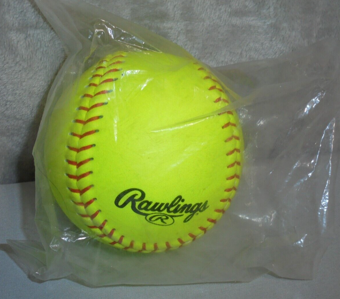 Rawlings Official League Recreational Use Fastpitch Softballs, 10 inch, 4 Count, Size: Pack of 4