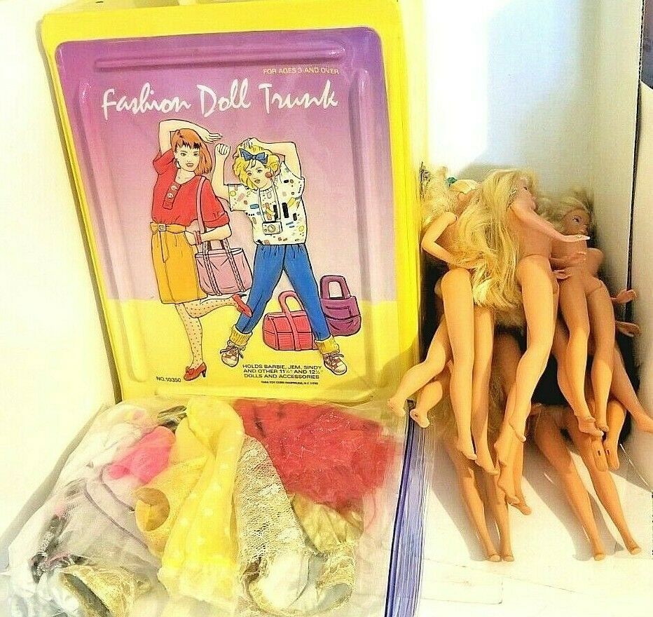 9 Vintage Mattel 1966 Barbie Dolls, Clothes and Fashion Doll Trunk No. 10350