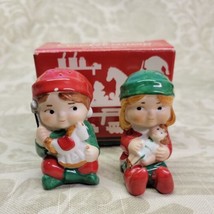 Avon 'Country Kitchen' Salt and Pepper Shakers –