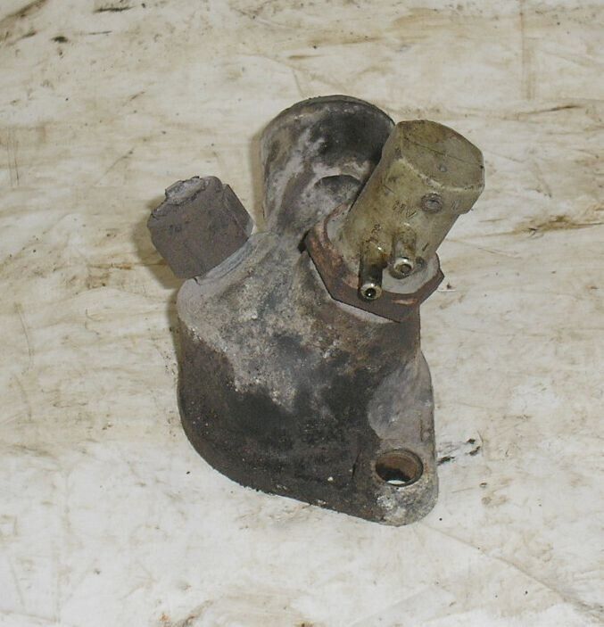 1987 GM Chevy 350 5.7L Thermostat Housing Thermostats & Parts