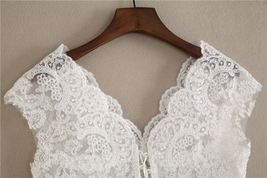 White Cap Sleeve V Neckline Lace Tanks Boho Wedding Bridesmaid Tops Covers-plus  image 3