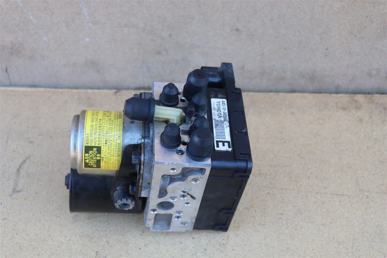 Toyota Lexus HYBRID ABS PUMP Actuator w/ Control Module 4451030260