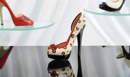 Stiletto Shoe Mini Figurines Diva's Closet (TM) Set of 10 Shoes 4" High Fashion image 4