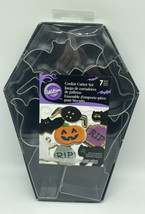Wilton Halloween Cookie Cutter Set - Metal Bat Pumpkin Cat Spider  NEW - $10.39