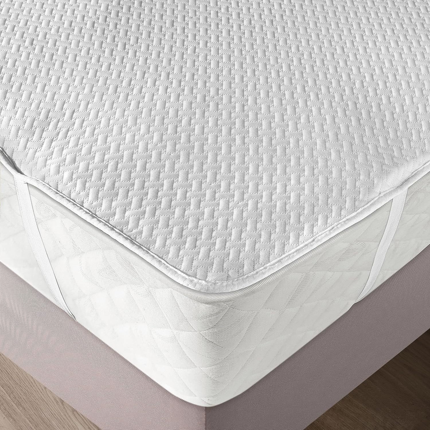 Plastic Mattress Protector Zippered Queen, Waterproof Vinyl Mattress Cover, Heavy Duty Noiseless Mattress Encasement by Blissford