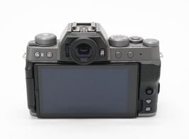 Fujifilm X-T200 24.2MP Mirrorless Digital Camera (Body Only) - Dark Silver image 7