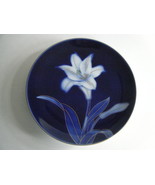 Small Decorative Plate Blue And White Lily Pattern Made In Japan Excellent - $17.95