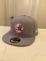 Yankees Logo New era Fitted Cap Size 7 1/2 Gray Color - $24.75