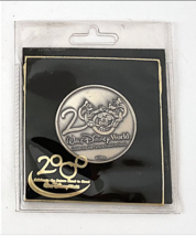 Walt Disney World 2000 Celebrate the Future Hand in Hand Collector Coin NEW