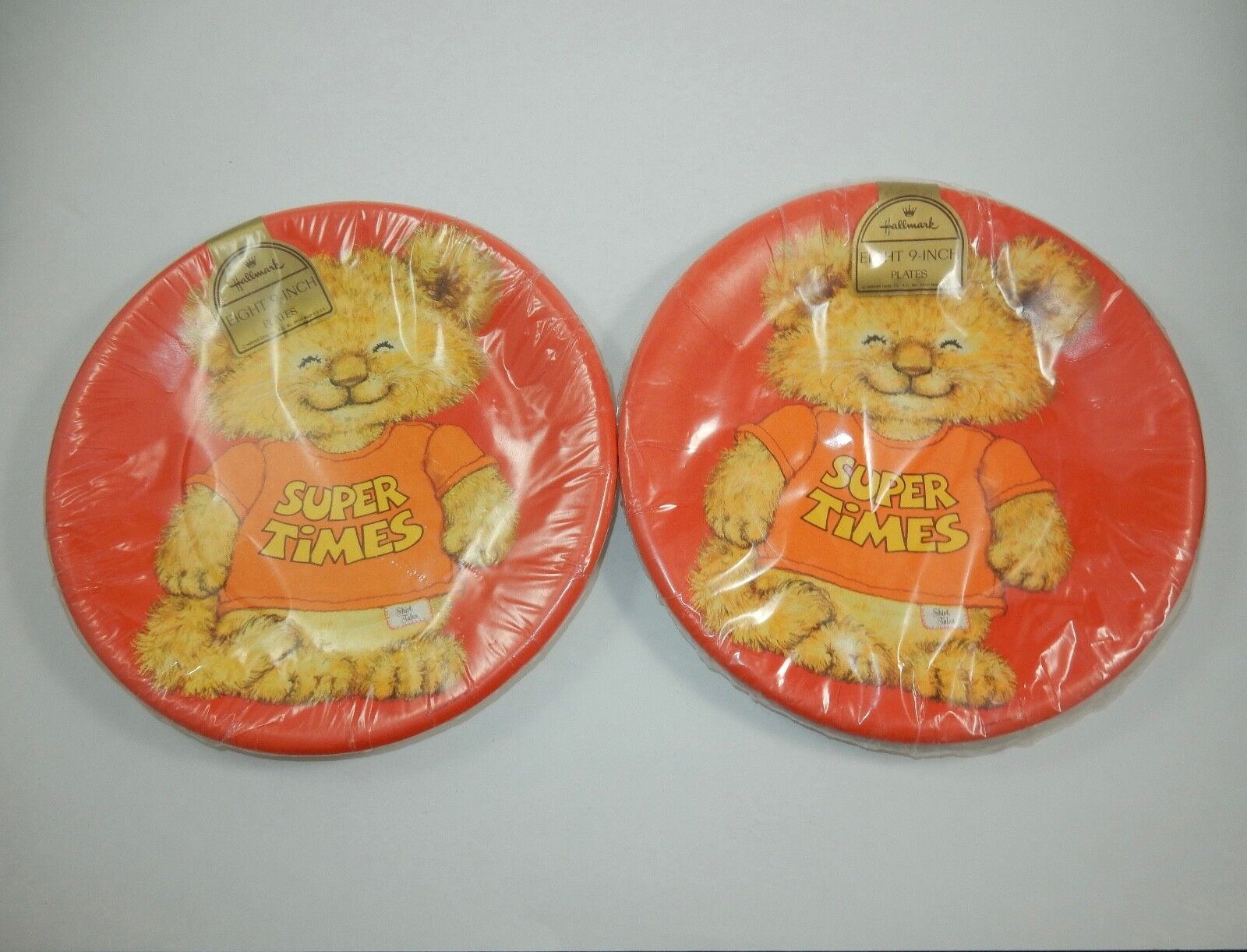Hallmark Shirt Tails 9" Paper Plates SEALED - $19.99