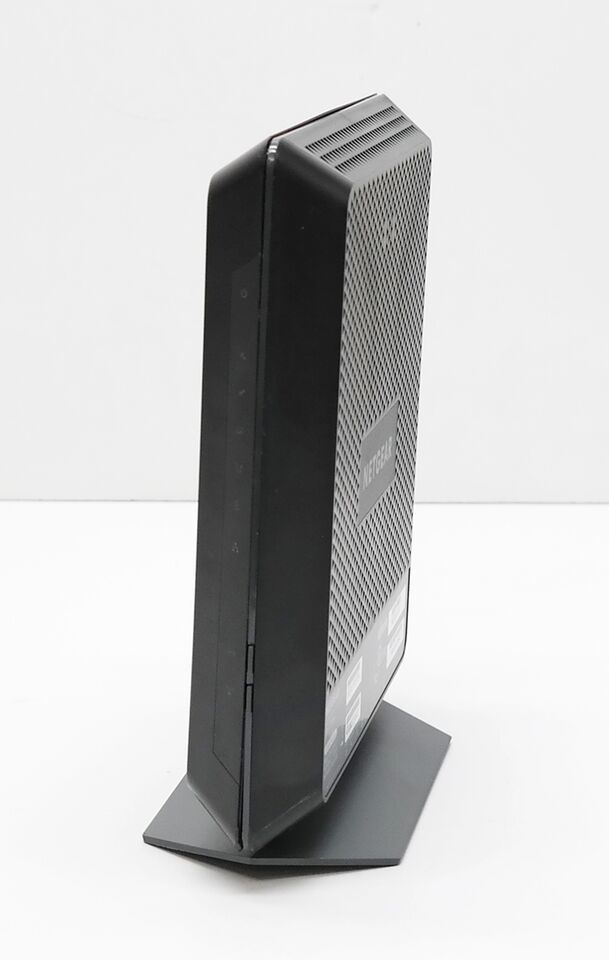 NETGEAR Nighthawk C7000v2 AC1900 WiFi Cable Modem Router Home