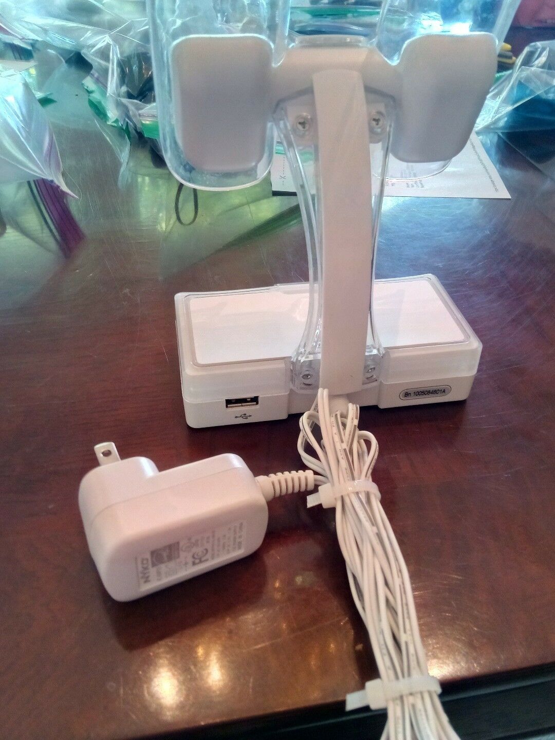 Nyko WII Game Dual Controller Charging Station (OAR3533) Chargers