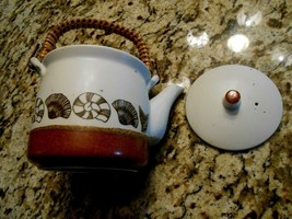 Kamenstein Holiday Christmas Tea Teapot Kettle Moving Train Novelty 