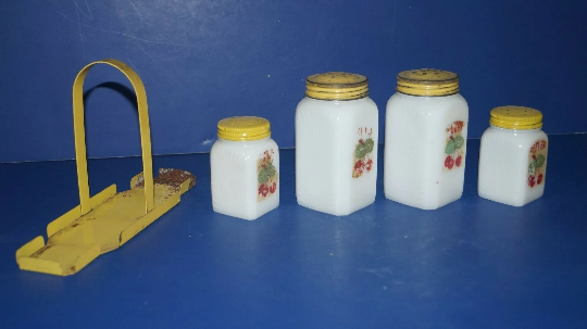 Dutch Theme Hazel Atlas Spice Jar Set Wire Rack