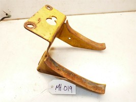 Struck Magnatrac MT1800 Crawler Gas Fuel Tank Mount