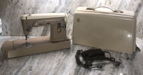 VTG SINGER 6215C Free Arm Zig-Zag Portable Electric Sewing Machine