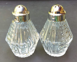 Vintage Anchor Hocking Clear Glass Ribbed Salt and Pepper Shakers Metal Tops 3" - $13.99