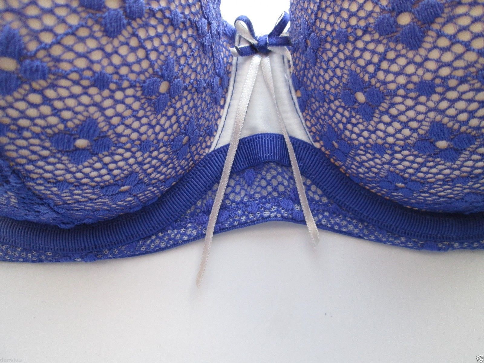 Heidi Klum Intimates bra in royal blue