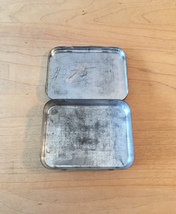 Vintage 50s Hexylresorcinol Sucrets 24 lozenge tin packaging image 3