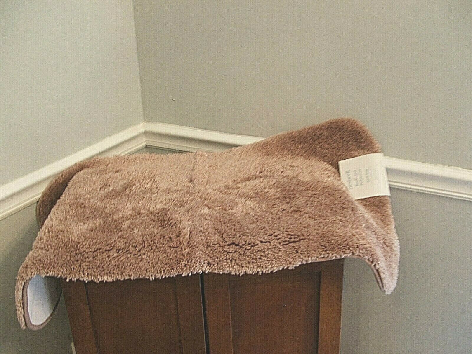 allen + roth 20-in x 32-in Taupe Polyester Bath Mat in the Bathroom Rugs &  Mats department at