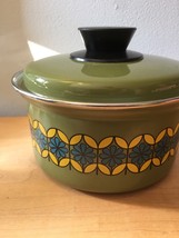 Vintage 70s Enamelware Pot and Lid - MCM Green with Blue & Yellow Flowers