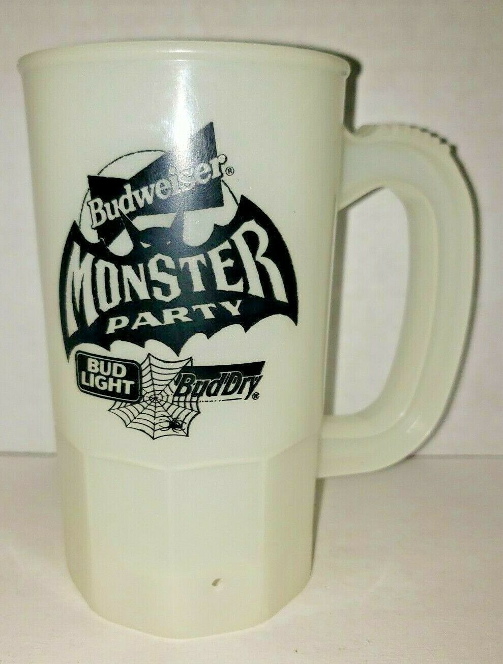Budweiser Vintage Label Plastic Cup - The Beer Gear Store