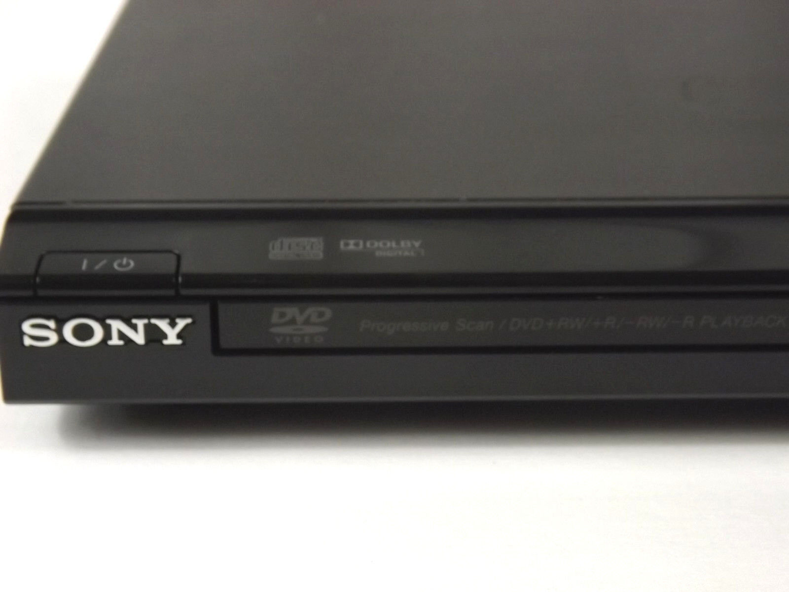 Sony DVP-SR200P DVD Player Screensaver 