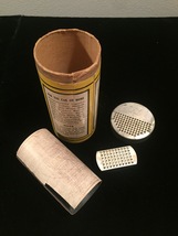 Vintage Buckeye (elastic patch) Dozit tin packaging image 5