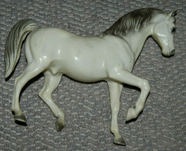 Vintage Breyer Molding Co White Stallion Gray Tall Mane Horse 9 Inch Tall - $29.99