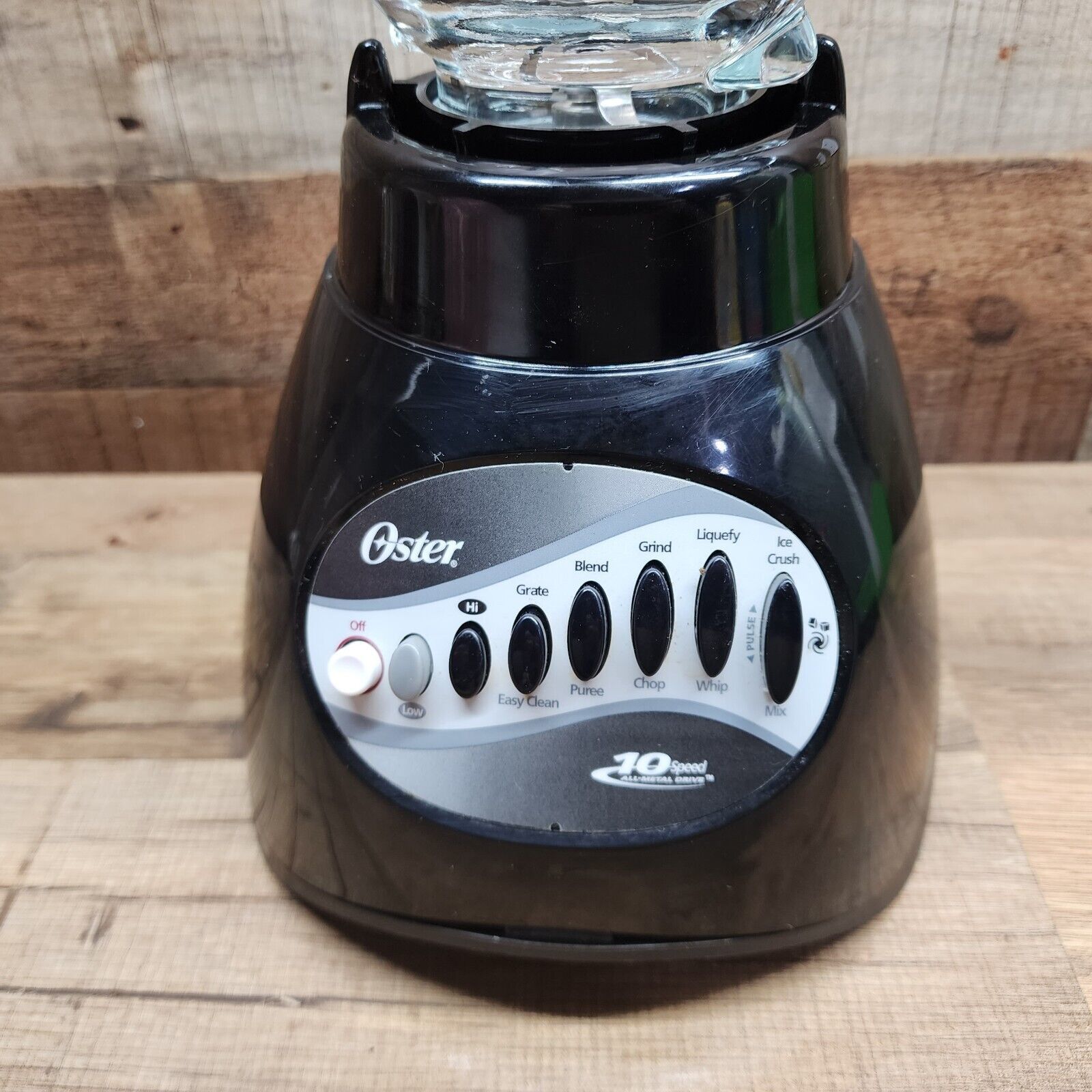 Oster 2142482 Easy-to-Clean Smoothie Blender with Dishwasher-Safe Glass  Jar