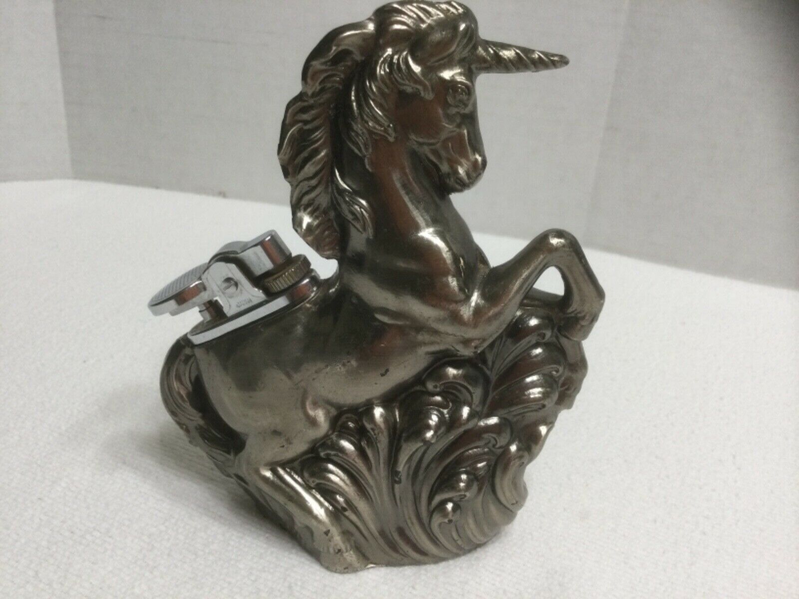 SILVER UNICORN LIGHTER – YES AND GOODS LLC