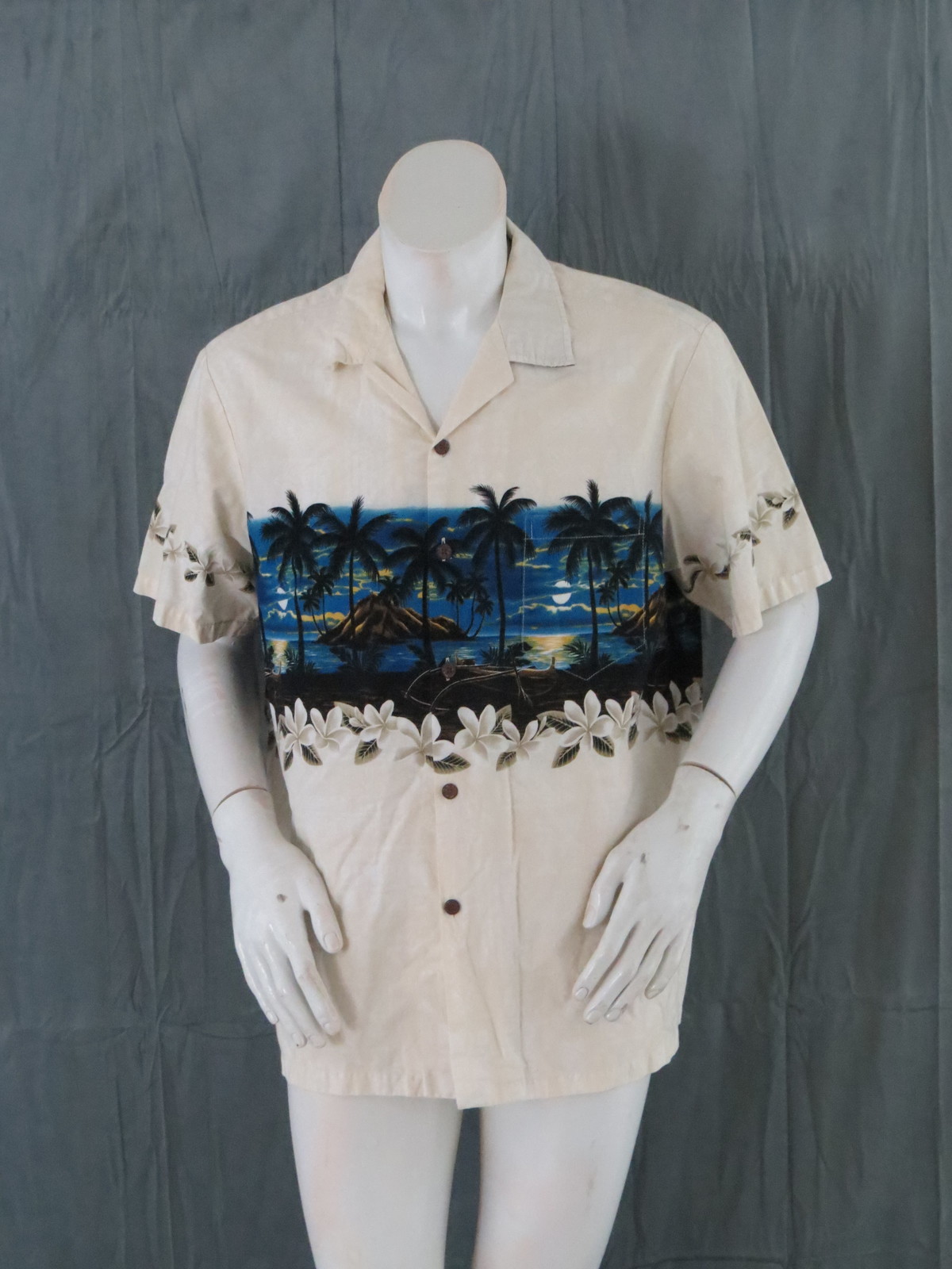 Vintage Roundtree Yorke Tropical Hawaiian Silk Button Up Shirt Men