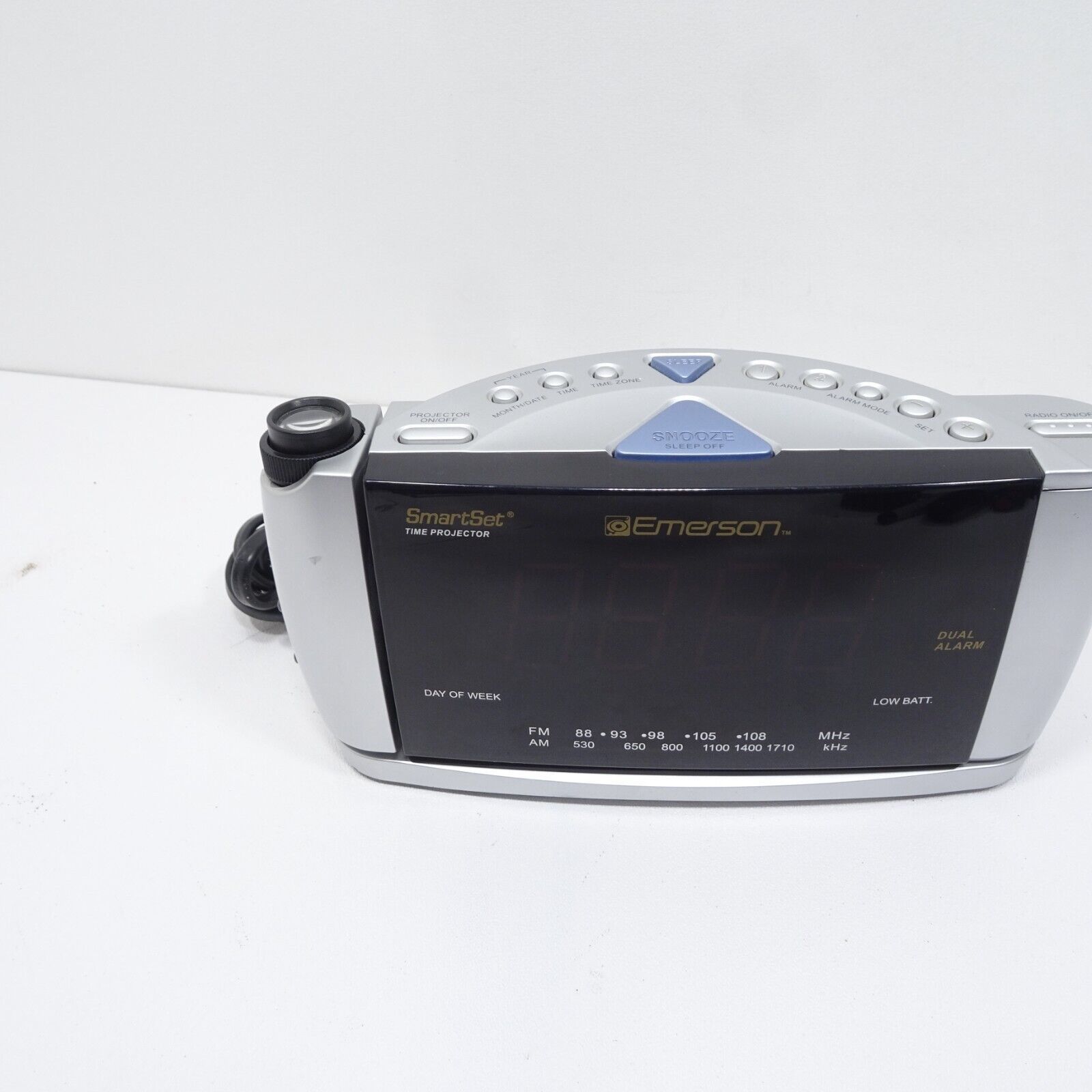 Emerson Research Model CKS3528 AM/FM SmartSet Projector Dual Alarm