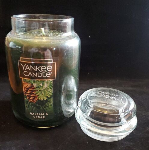 Primary image for YANKEE CANDLE 22oz LARGE JAR CANDLE  BALSAM & CEDAR SCENT 
