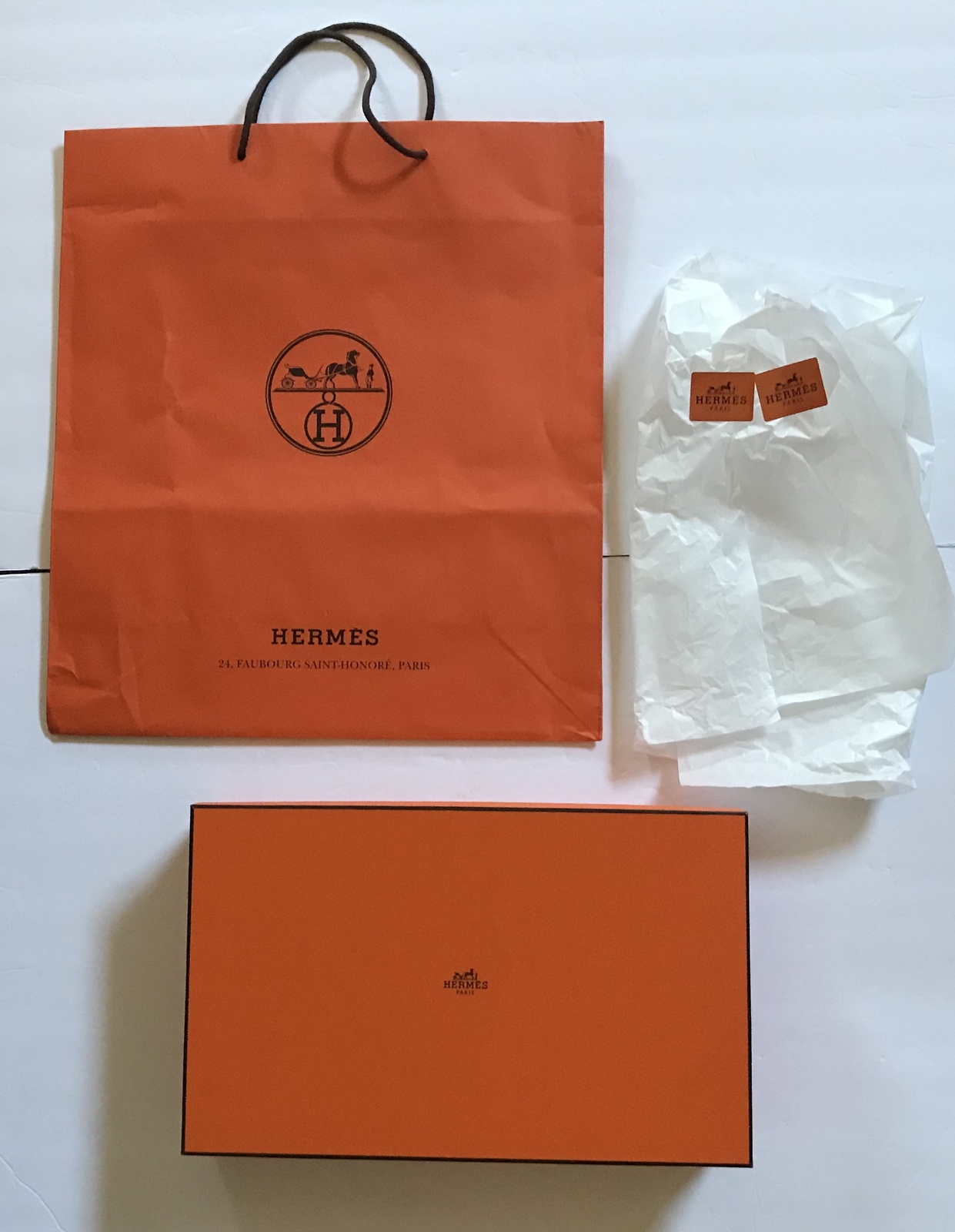The best quality Hermes bag use LATEST original box comes complete with  dust bags, cards, invoices and shopping bags, using the fastest shipping  method, Federal, UPS and DHL to deliver to you