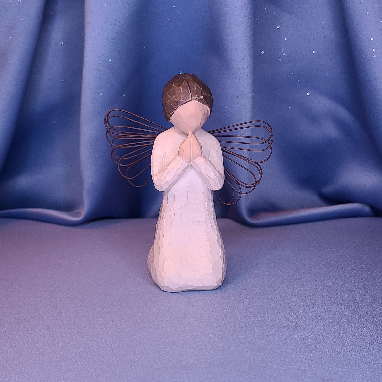 Willow Tree "Angel of Prayer" Figurine by Demdaco - $18.00