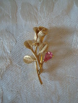 Avon Gold-tone Rose Pin ~ brooch ~ Pink Stone - $4.00