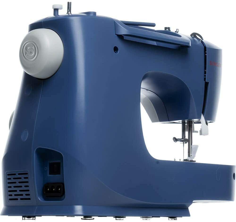Singer 44S Heavy Duty 97 Stitch Applications Sewing Machine in