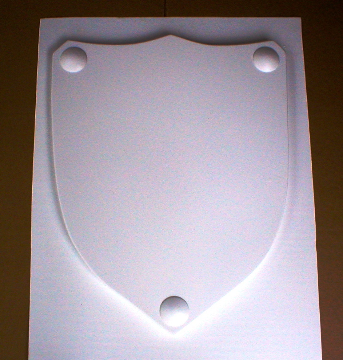 Mold 1502   24x30x2 shield with 3 clavos