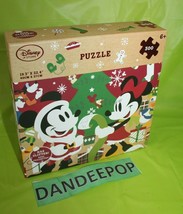 Disney Store Mickey And Minnie Mouse Santa Mrs. Claus 500 Piece Jigsaw P... - $19.79
