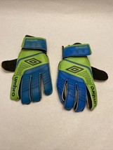 Used Umbro GOALIE GLOVES 8 Soccer Goalie Gloves Soccer Goalie Gloves