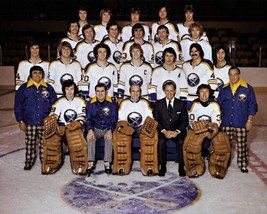 1974-75 Buffalo Sabres Team 8X10 Photo Hockey Picture Nhl - $4.94