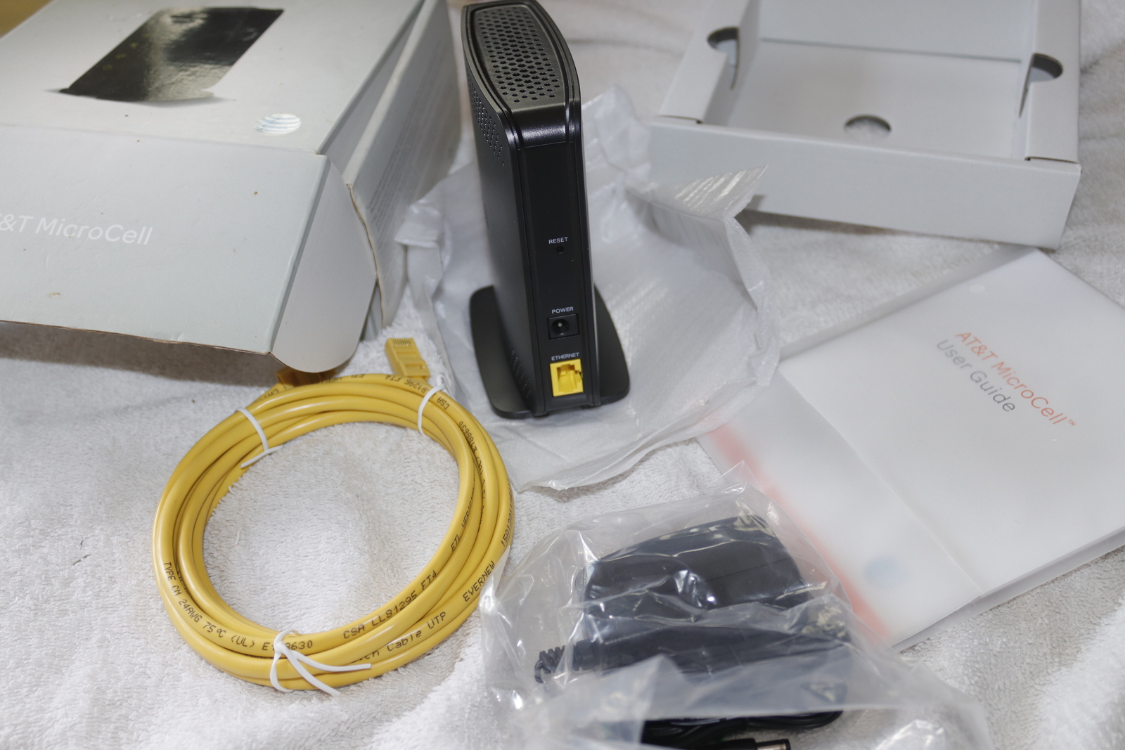 AT&T Microcell Cisco DPH154 Wireless Cell Signal Booster Tower