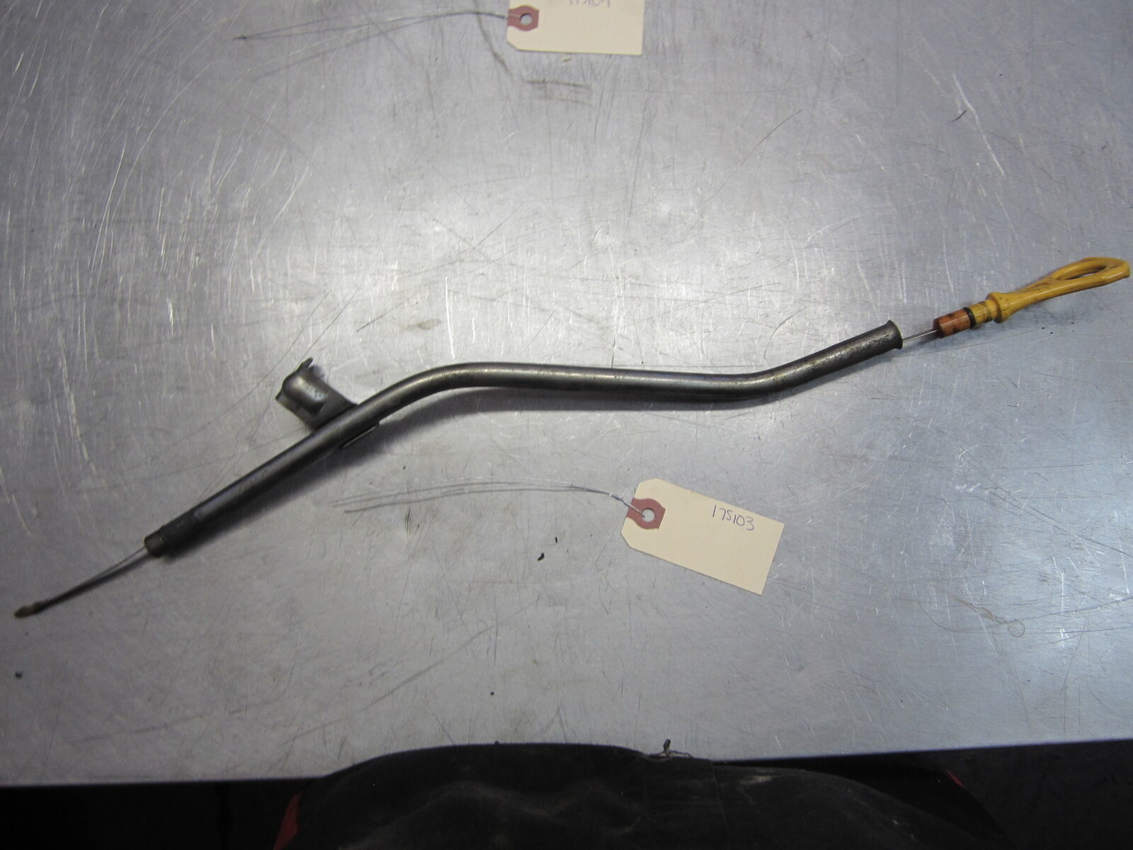 Engine Oil Dipstick With Tube From 2013 Hyundai Veloster 1.6 Oil