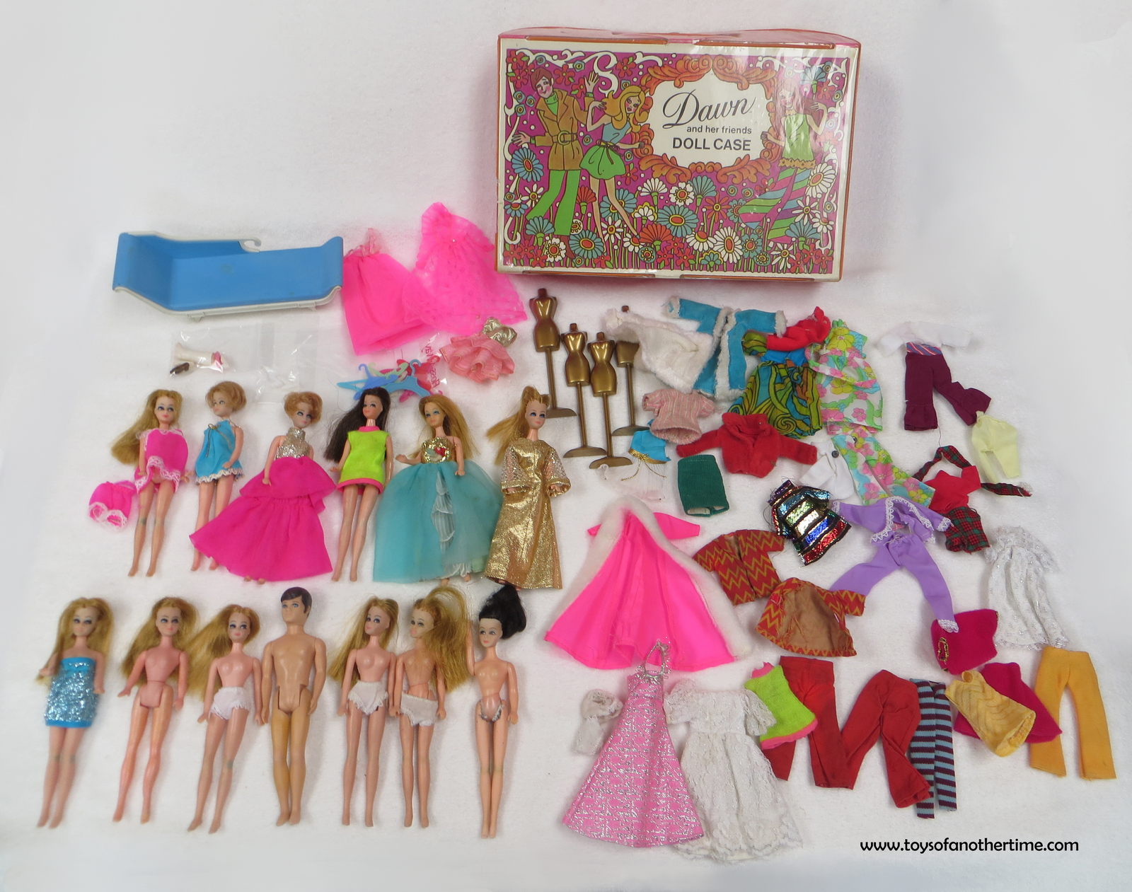 Mod Era Standard Barbies, Assorted mod Standard Barbies