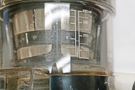 Omega VSJ843QR Vertical Masticating Juicer image 6